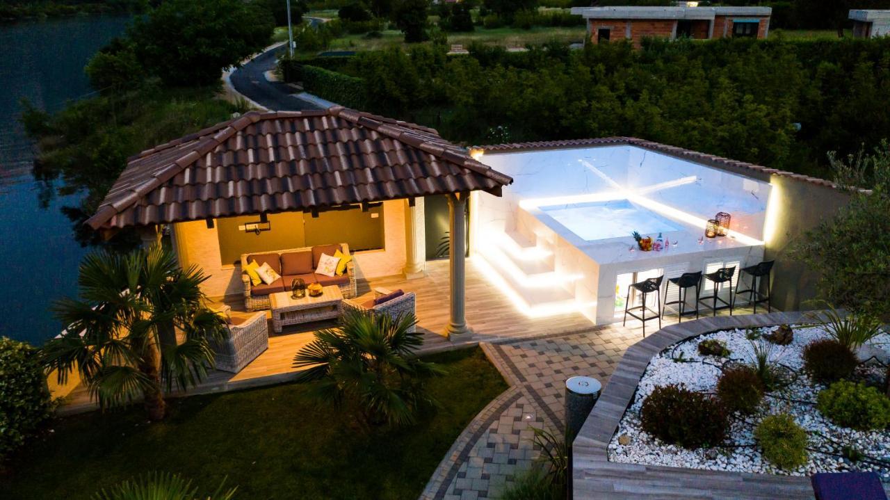 Villa Ana Мостар Екстериор снимка